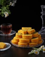 حلوای زعفرانی دیس با چای